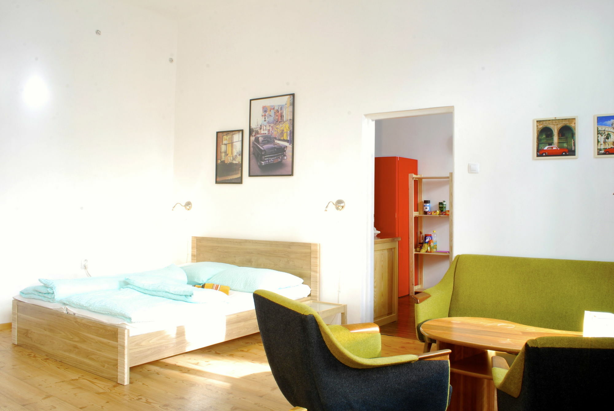 Cuba Bar & Hostel Чешка Будьовица Екстериор снимка